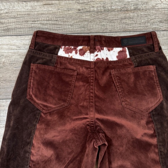 Stylish Brown and White Women's Cropped Jeans - Picture 8 of 10